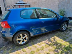 Braun Gebraucht 2010 VW Golf VI Kleinwagen | 1.000 €