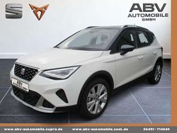 Weiß / dach magnetic grau Gebraucht 2022 Seat Arona Xperience SUV | 18.690 € (Fairer Preis)