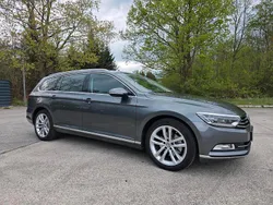 Grau Gebraucht 2015 VW Passat Highline Kombi | 11.999 € (Fairer Preis)