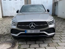 Gold Gebraucht 2021 Mercedes 200 Coupé | 38.000 € (Etwas zu teuer)