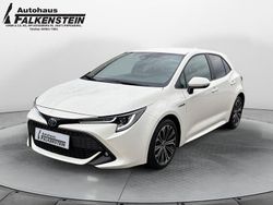 Schneeweiß Gebraucht 2022 Toyota Corolla Team Limousine | 23.490 € (Fairer Preis)