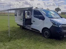 Weiß Gebraucht 2017 Opel Vivaro Van | 24.999 €