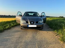 Silber Gebraucht 2005 Seat Ibiza Sport Limousine | 1.800 € (Fairer Preis)