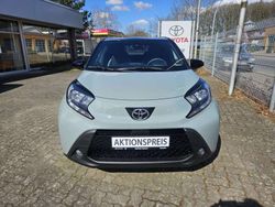 Urban khaki / night sky black Neu 2025 Toyota Aygo Kleinwagen | 19.590 €