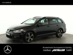 Deep black perleffekt (metallic) Gebraucht 2017 VW Golf VII Comfortline Kombi | 11.399 € (Superpreis)