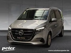 Hightechsilber metallic Gebraucht 2024 Mercedes V220 Style Van / Kleinbus | 58.890 € (Teuer)