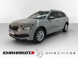Grau Gebraucht 2021 Skoda Kamiq Ambition SUV | 20.890 € (Fairer Preis)