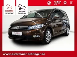 Braun metallic Gebraucht 2016 VW Touran Allstar Van / Kleinbus | 29.591 €