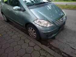 Andere außenfarben Gebraucht 2005 Mercedes A170 Kleinwagen | 999 €