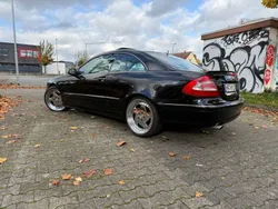 Schwarz Gebraucht 2003 Mercedes CLK320 Avantgarde Coupé | 6.500 € (Etwas zu teuer)