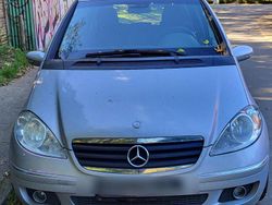 Grau Gebraucht 2005 Mercedes A160 Van / Kleinbus | 1.000 €