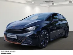 Schwarz Gebraucht 2024 Cupra Born Kleinwagen | 32.440 € (Fairer Preis)