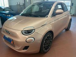 Rose Gebraucht 2022 Fiat 500e La Prima Cabrio | 24.450 € (Etwas zu teuer)