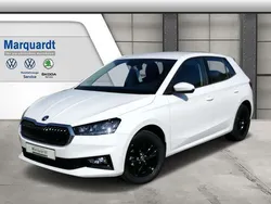 Weiß Gebraucht 2023 Skoda Fabia Style Limousine | 18.990 € (Fairer Preis)