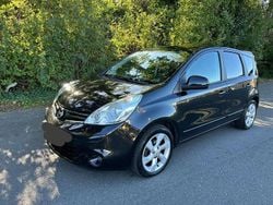 Schwarz Gebraucht 2009 Nissan Note Acenta Van / Kleinbus | 2.400 € (Fairer Preis)