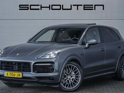 Grau Gebraucht 2021 Porsche Cayenne Sport SUV | 70.026 € (Superpreis)