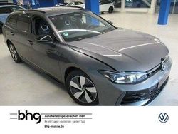 Grau Gebraucht 2025 VW Passat R-line Kombi | 41.330 € (Guter Preis)