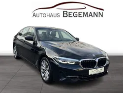 Schwarz Gebraucht 2021 BMW 520 Sport Line Limousine | 32.900 € (Fairer Preis)