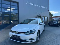 Pure white Gebraucht 2018 VW Golf VII Comfortline Kleinwagen | 15.199 € (Guter Preis)
