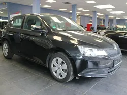 Schwarz Gebraucht 2016 Skoda Fabia Cool Edition Limousine | 8.980 € (Fairer Preis)