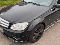 Schwarz Gebraucht 2010 Mercedes 200 Limousine | 4.777 €