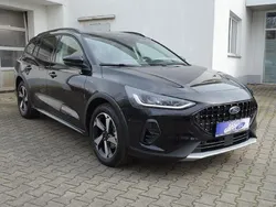 Obsidianschwarz metallic Neu 2024 Ford Focus Active X Kombi | 28.390 € (Guter Preis)