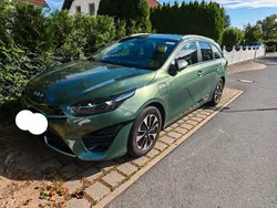 Grün Gebraucht 2022 Kia Ceed Platinum Kombi | 20.500 € (Guter Preis)