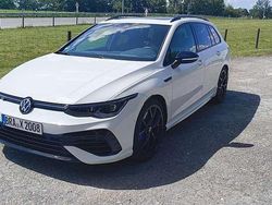 Weiß Gebraucht 2022 VW Golf VIII R Kombi | 39.500 € (Fairer Preis)