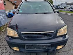 Silber Gebraucht 2002 Opel Zafira Van / Kleinbus | 699 € (Fairer Preis)