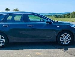 Grau Gebraucht 2018 Kia Ceed Sportswagon Vision Kombi | 13.990 € (Guter Preis)