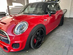 Rot Gebraucht 2017 Mini John Cooper Works Kleinwagen | 20.000 € (Fairer Preis)