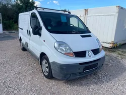 Weiß Gebraucht 2007 Renault Trafic Van | 3.200 € (Guter Preis)