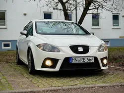 Weiß Gebraucht 2007 Seat Leon Limousine | 5.000 €