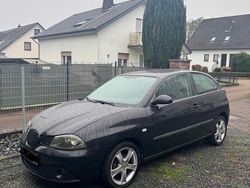Schwarz Gebraucht 2007 Seat Ibiza Sport Kleinwagen | 1.000 € (Fairer Preis)