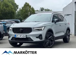 Grau Neu 2025 Volvo XC40 Plus SUV | 45.900 € (Teuer)
