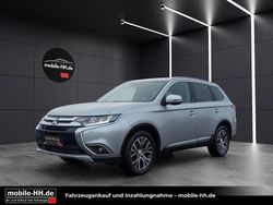 Silber Gebraucht 2018 Mitsubishi Outlander Plus SUV | 20.990 € (Etwas zu teuer)