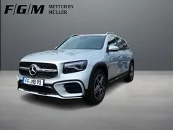 Lack hightechsilber Gebraucht 2024 Mercedes GLB200 AMG line SUV | 49.780 € (Teuer)