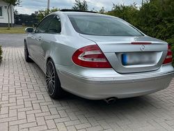Silber Gebraucht 2004 Mercedes CLK200 Coupé | 6.500 € (Guter Preis)