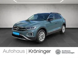 Petroleum blue metallic Gebraucht 2024 VW T-Roc Style SUV | 29.990 € (Fairer Preis)