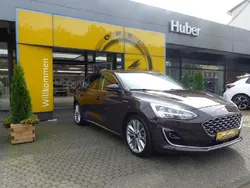 Dark berry metallic Gebraucht 2019 Ford Focus Vignale Limousine | 18.950 € (Fairer Preis)