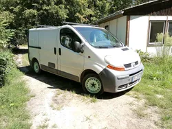 Weiß Gebraucht 2006 Renault Traffic Van | 2.900 €
