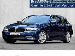 Blau Gebraucht 2022 BMW 530e Sport Line Kombi | 30.999 € (Superpreis)