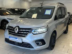 Grau Gebraucht 2023 Renault Kangoo Van / Kleinbus | 21.900 € (Etwas zu teuer)