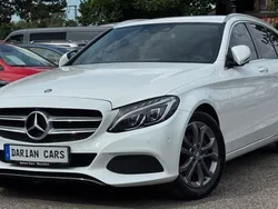 Weiß Gebraucht 2016 Mercedes C220 Limousine | 18.990 € (Fairer Preis)