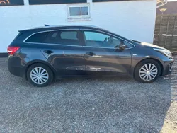 Grau Gebraucht 2017 Kia Ceed Sportswagon Premium Kombi | 6.700 € (Fairer Preis)