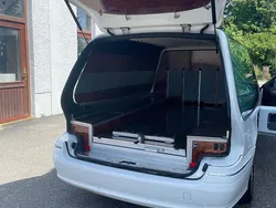 Weiß Gebraucht 2008 Mercedes E220 Kombi | 23.500 €