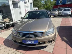 Sanidinbeige metalliclack Gebraucht 2010 Mercedes C180 Limousine | 8.999 € (Fairer Preis)