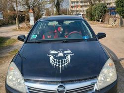 Schwarz Gebraucht 2007 Opel Astra Kleinwagen | 800 € (Fairer Preis)