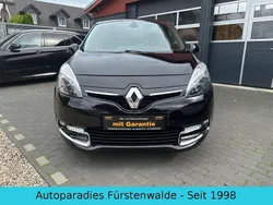 Schwarz Gebraucht 2014 Renault Scénic III Bose Edition Van / Kleinbus | 7.700 € (Fairer Preis)