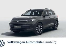 Grau (uranograu) Neu 2025 VW Tiguan Life SUV | 45.415 € (Fairer Preis)